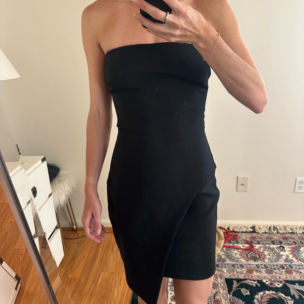 Elizabeth and James Black Strapless Dress